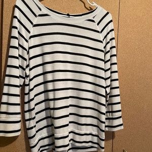 3/4 sleeve stripped top